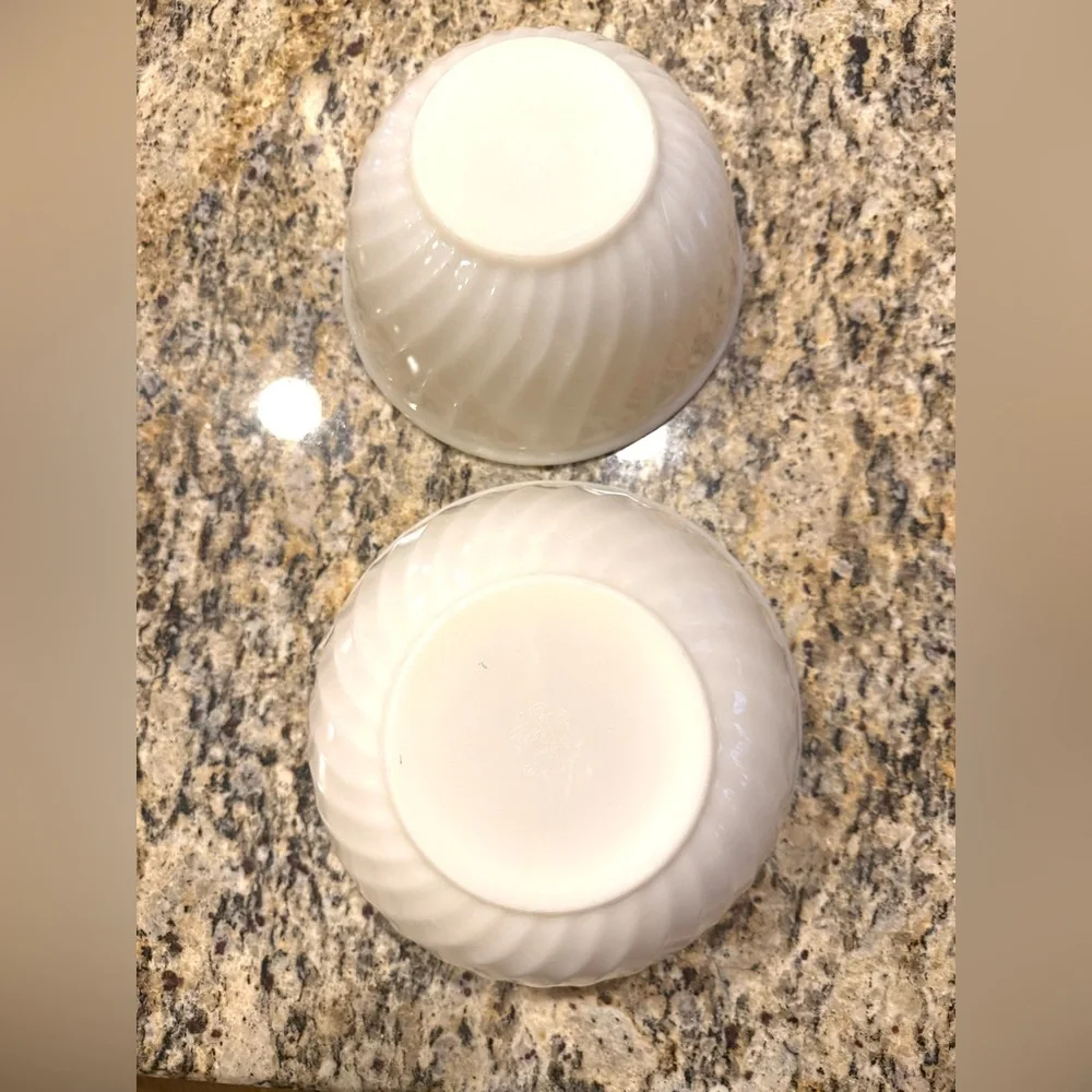 Fire King Cream Nesting Bowl Set